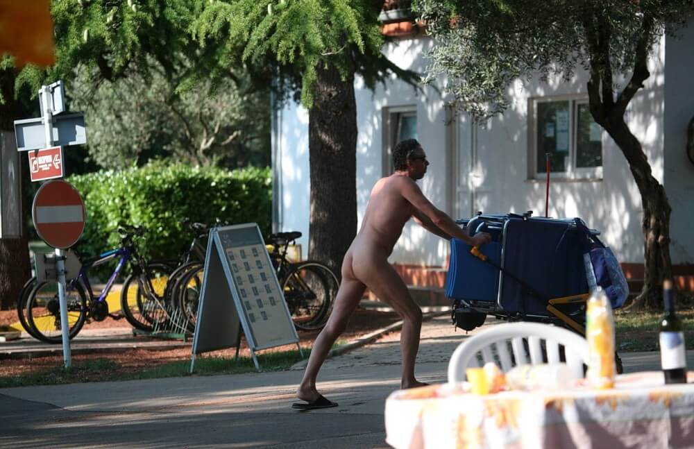 Park Side Street Pass-Bys photos - What the Concept of Naturist Recreation Entails