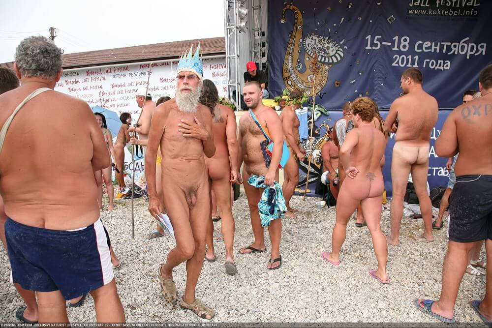Koktebel Nudism Festival photos - Nudism fosters trust if you are sincere