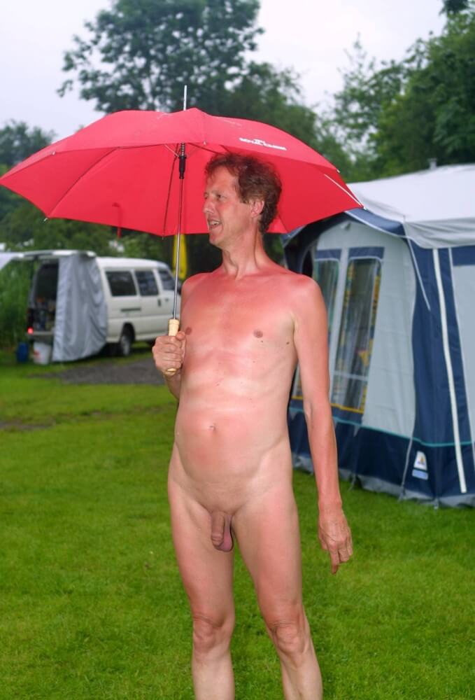 Holland Green Field Profile pics - Naturalness and freedom are the core principles of naturism and nudism