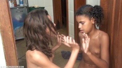 Fun Tropical Activity 1 Full HD video - People seek in nudism a way to overcome their insecurities
