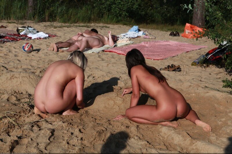 Creekside activity Big Photo gallery - Interaction with Nature Through Naturism
