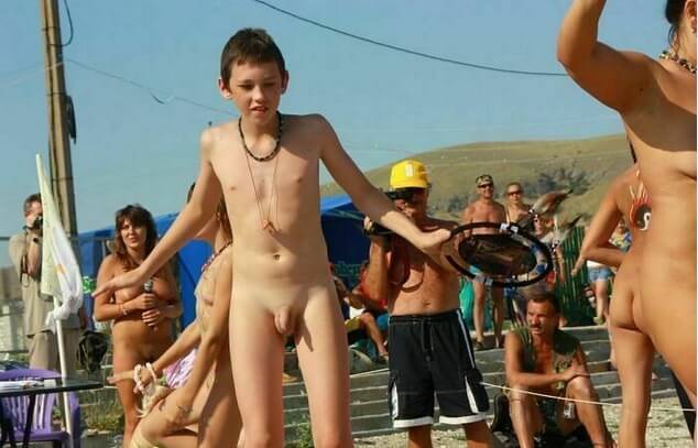 Nudists in Crimea photos - The emergence of naturism is linked to the name of Soren Sorensen