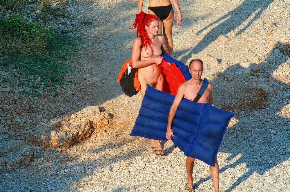 Ula FKK Red Hairstyle Girl pics - Types of recreation in nudist and naturist resorts and parks