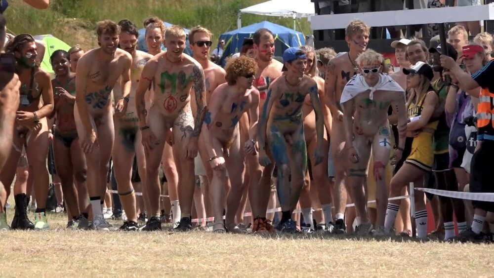 Roskilde Festival Full HD video - Peace and tranquility are important values for naturists