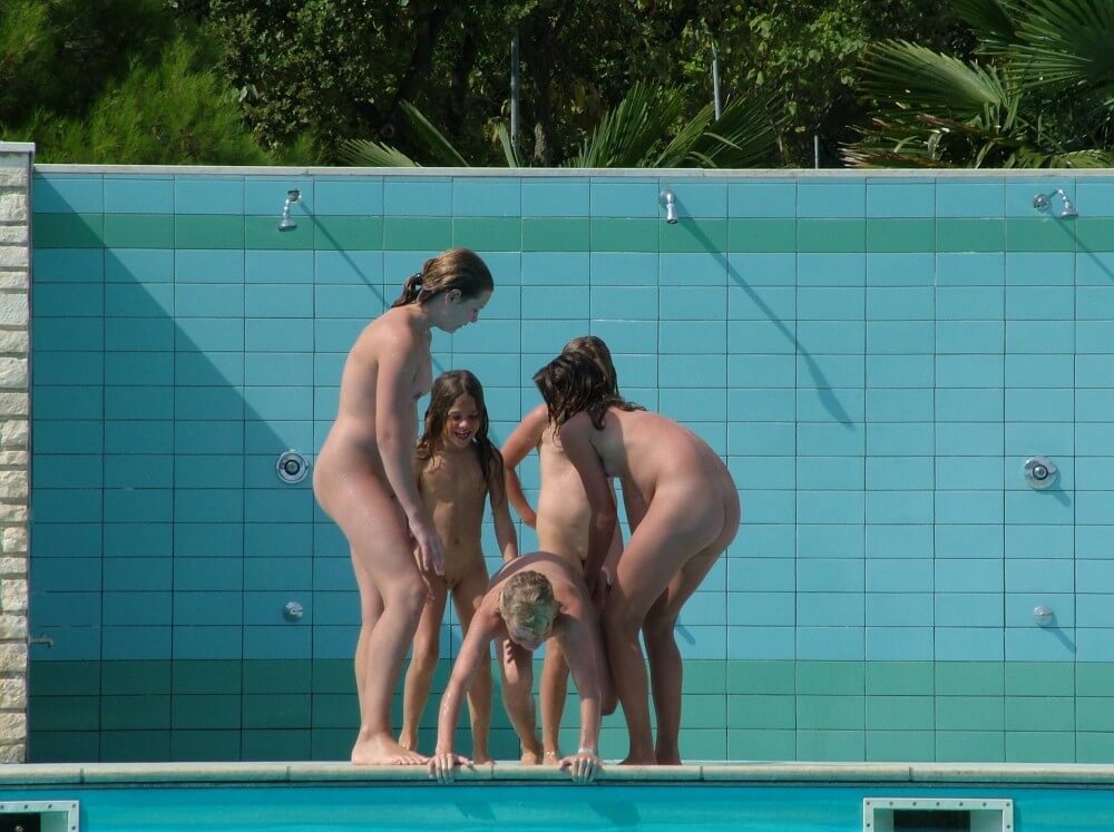 FKK Outdoor Children Pool pics - Nudity is an expression of naturalness and sincerity