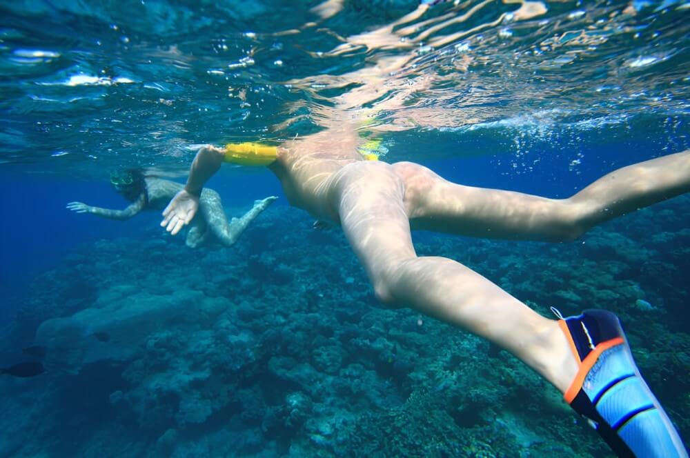 Nudism on the Red Sea photo gallery - Naturists love sunlight and fresh air