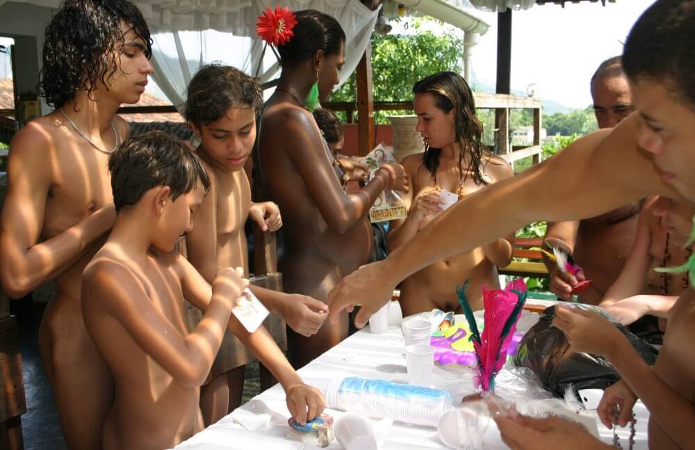 Brazilian Sunshine Beauty photos - Nature provides inspiration and energy for the lives of naturists