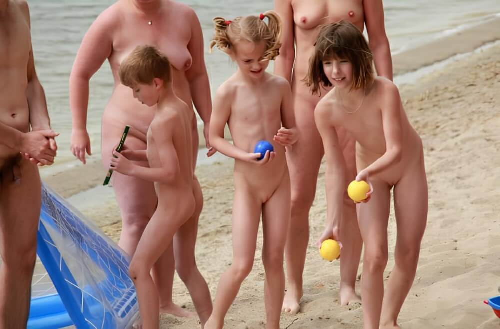 Lezero family games big gallery - In nude recreation, harmony with nature and inner balance are important