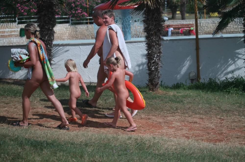 Naturist Family Movement pics - The equality of body and spirit is an important idea in the practice of nudism and naturism