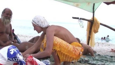 Enature - Back to the bare beach Full HD - Mutual respect and trust are important components of the nudist and naturist community