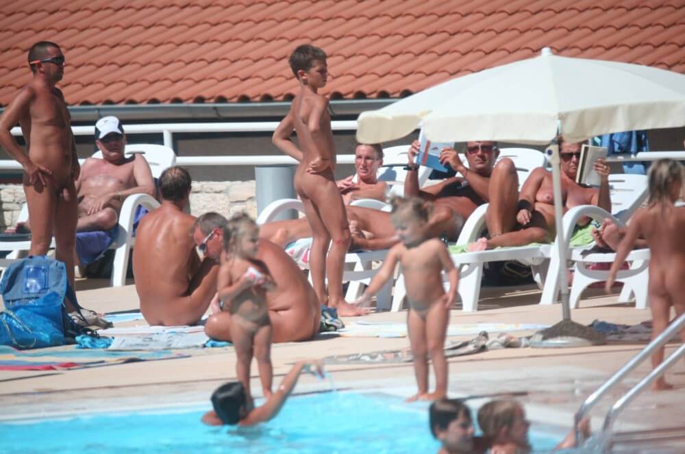 Pool Camping Sides gallery - Naturism teaches us to appreciate the present and to be honest with ourselves and others