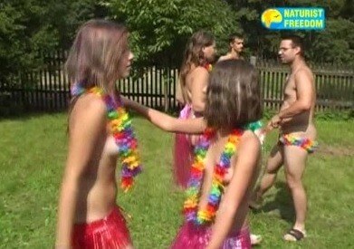 Naturist Freedom: European Hawaii - Nudism promotes personal freedom