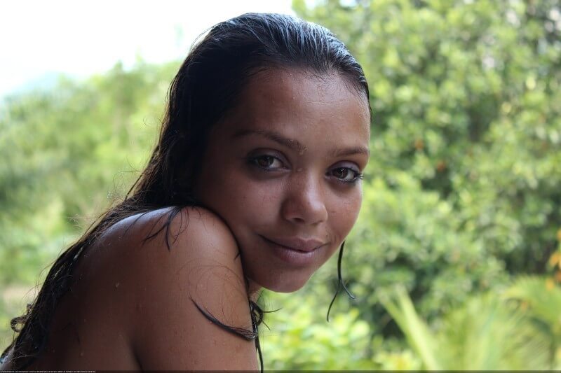 Tropical activities 1-25 gallery - The desire to admire the human form