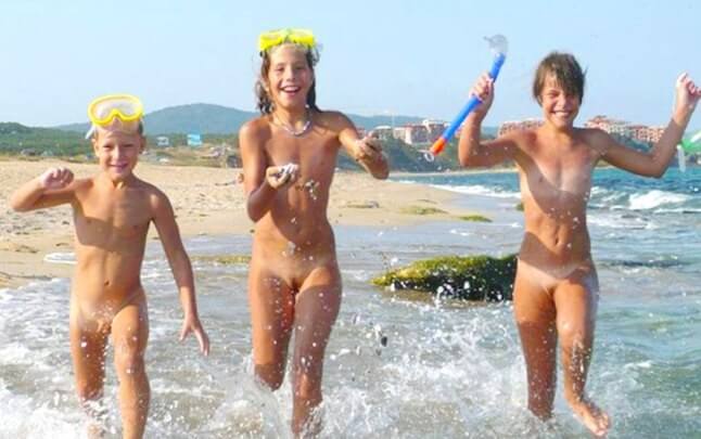 Naturism photo gallery # 27 - Nudists value harmony and tranquility