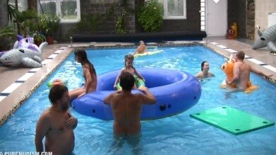 Piano pool and tennis Full HD - A Private Club for Nature Lovers