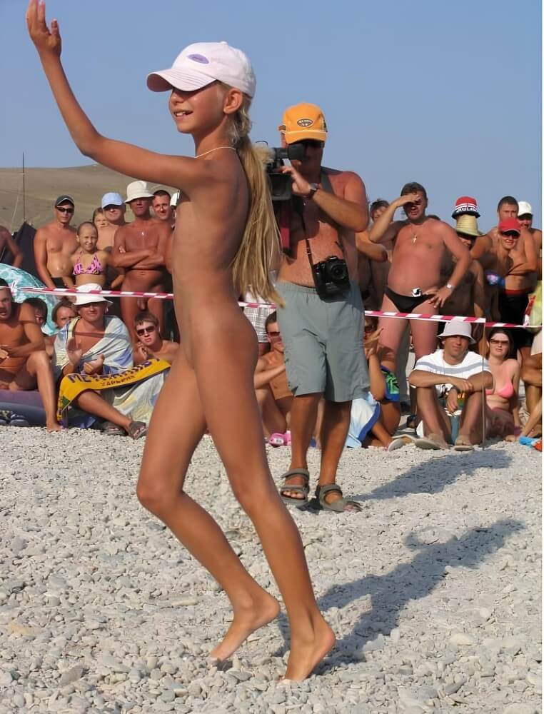 Holiday of the Neptune photos - This is the culture of nudism