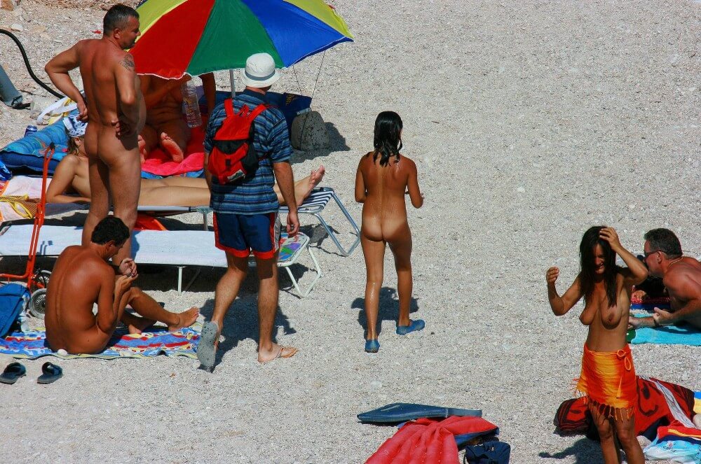 Uka FKK Beach Parenting Nudist beach pics - Naturism encourages you to value inner harmony and peace