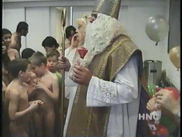 Helios Natura: Grandmas Christmas Party - The desire to connect with nature and be unclothed