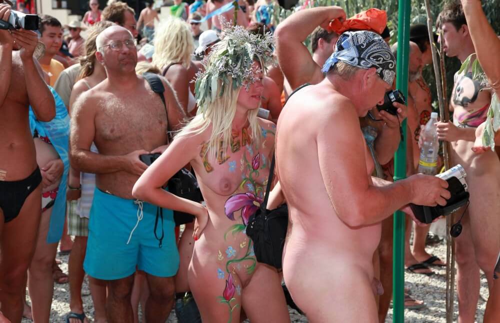 Neptune Painting Couple pics - Nudism and naturism help break down stereotypes