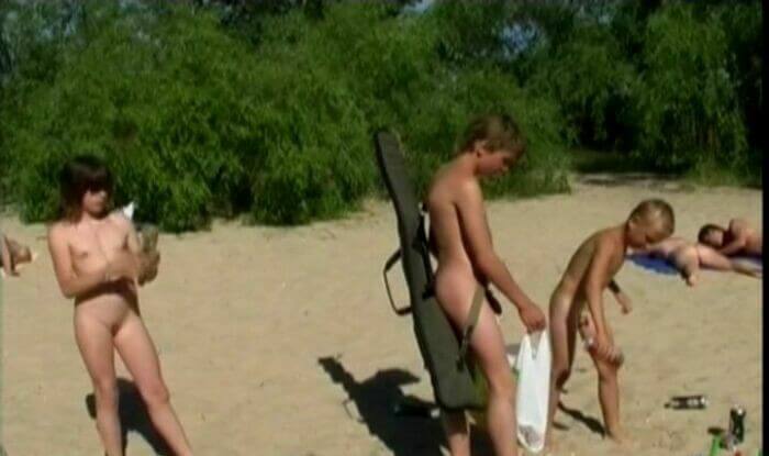 Enature video - Naked Shoot Out - Nudity in naturism is a way to experience freedom and harmony