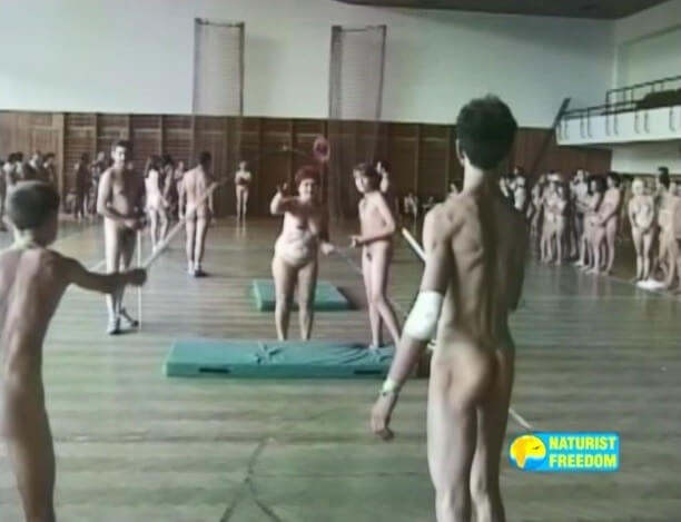 Helios Natura: FKK Fumbling and Tumbling - A love of the sun and fresh air are important values for those who practice naturism and nudism