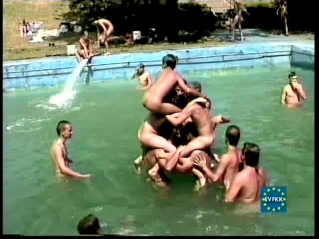 Helios Natura: Athletes of the Sun Eurovid - Nudism strengthens friendships and mutual respect among people