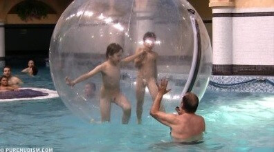 Aquatic Park Zone 1 - Nudists value harmony and tranquility